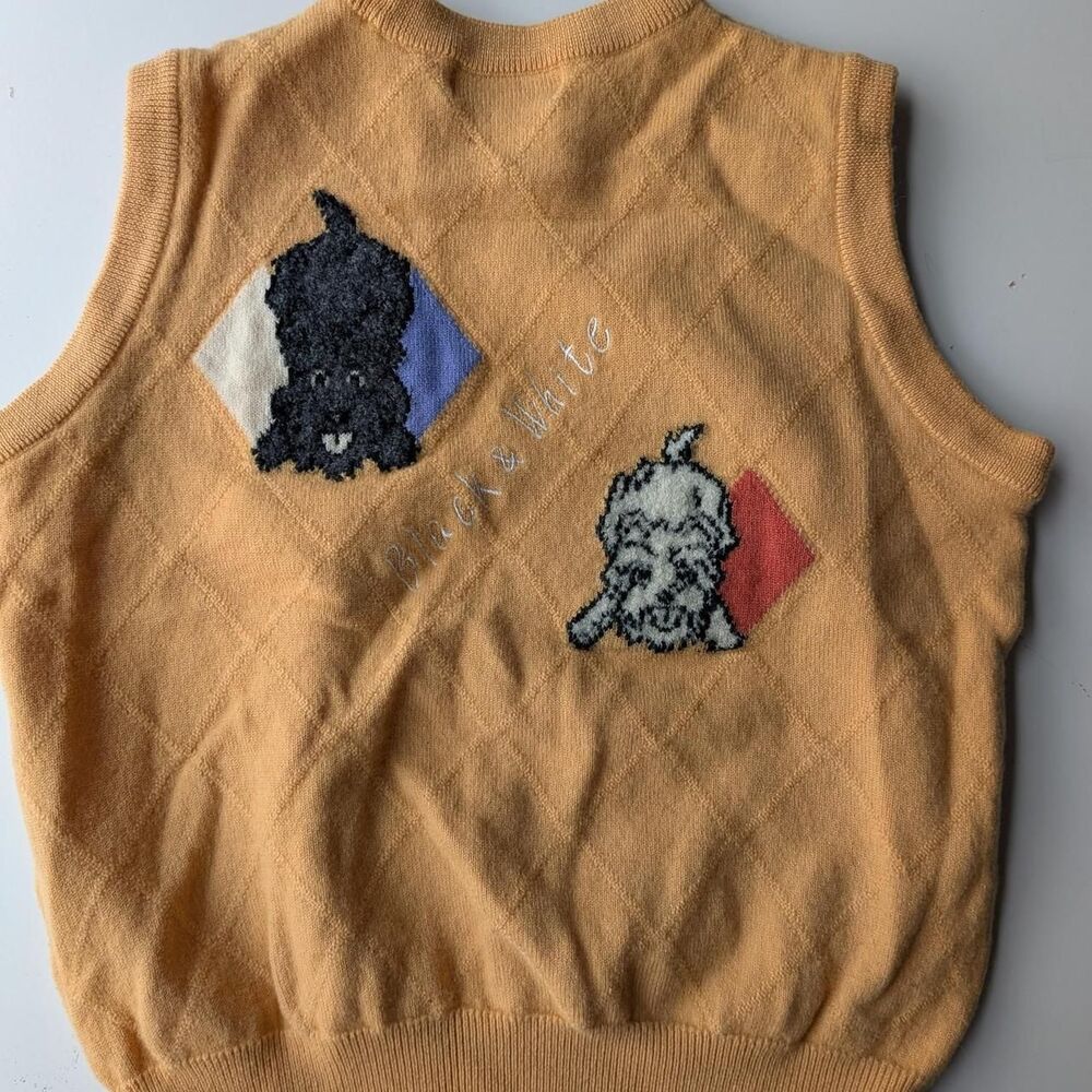 VTG 90s Black & White Sportswear Wool Argyle Dog Sweater Vest (M)